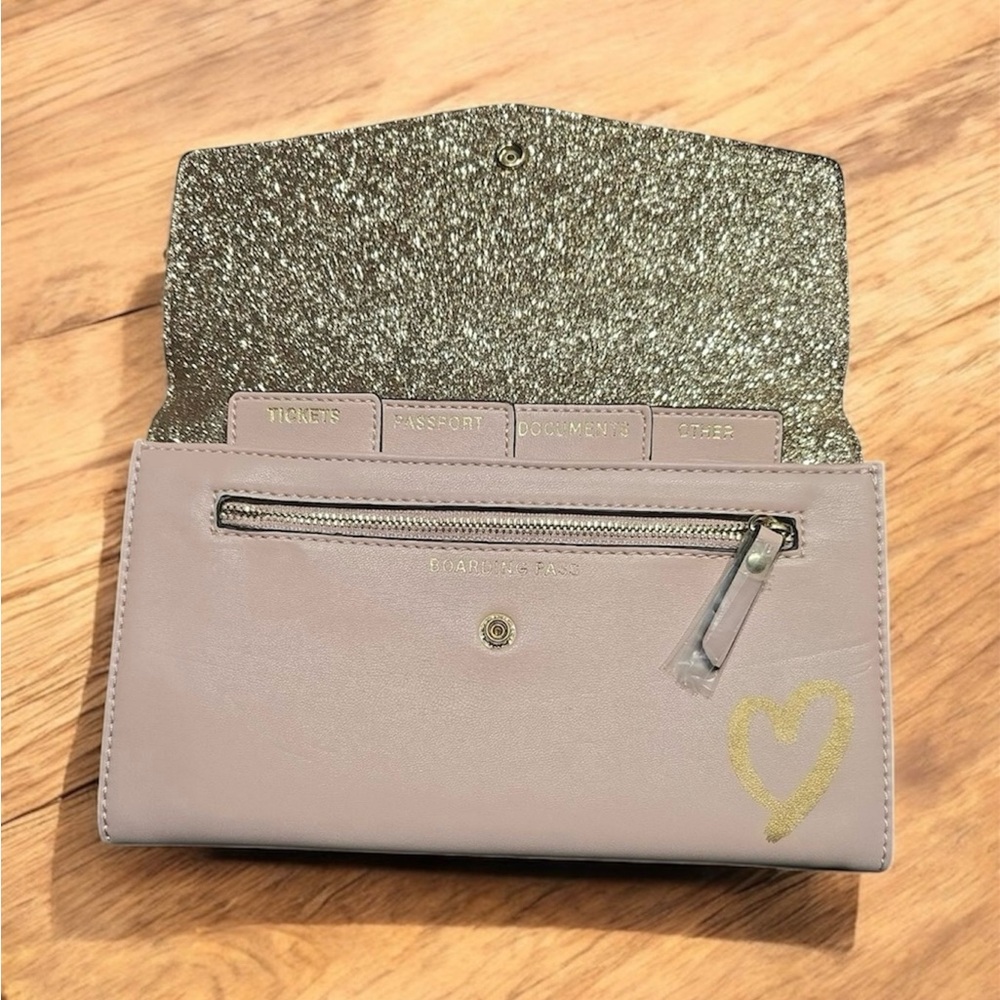 Aldo Light Pink Clutch - Picture 3 of 3
